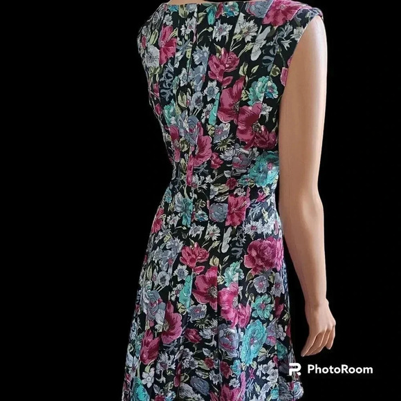 Koret Blue Multicolor Floral Pinafore Dress Sleeveless Invisible Zipper Sz 8 - Picture 2 of 10